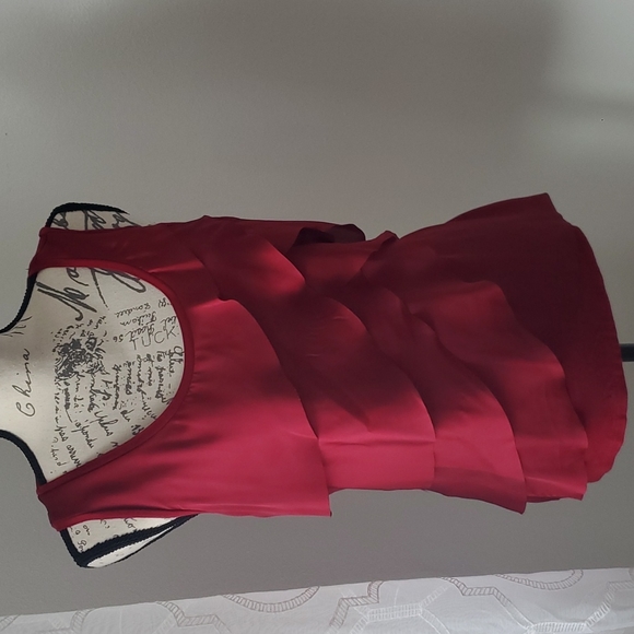 Ann Taylor Tops - Red sleeves top